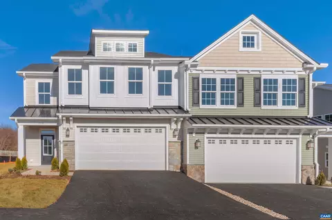 132 Ridgeline Dr, Waynesboro, VA 22980