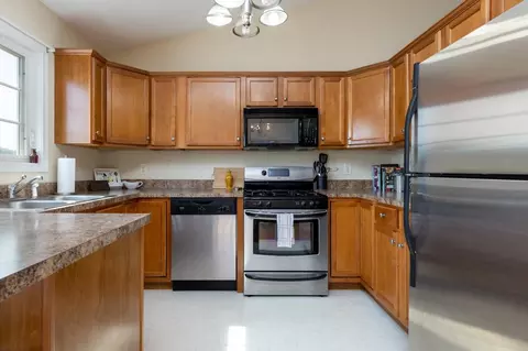 50 Danforth Dr, Weyers Cave, VA 24486 photo 3