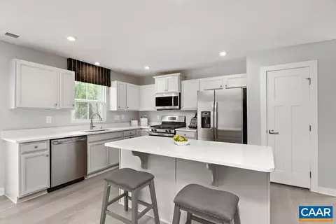 81 Archer Dr, Palmyra, VA 22963 photo 3