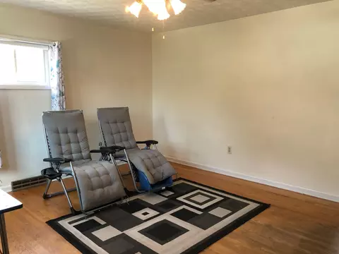 315 Commodore St, Staunton, VA 24401 photo 6