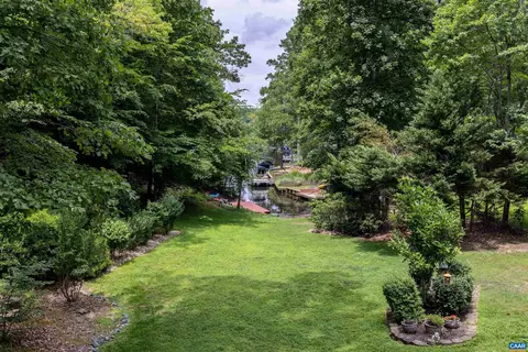 56 Jefferson Dr, Palmyra, VA 22963 photo 3
