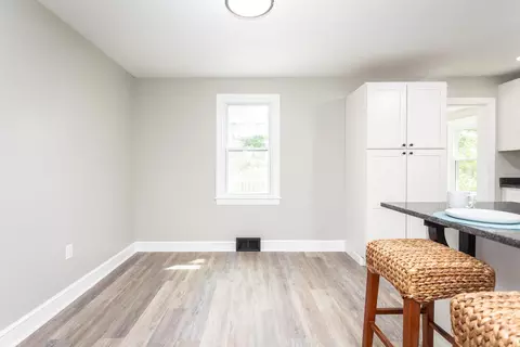 122 3rd St, Broadway, VA 22815 photo 9