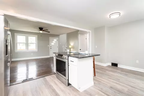 122 3rd St, Broadway, VA 22815 photo 8