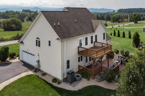 1733 Ridge Rd, Raphine, VA 24472 photo 4