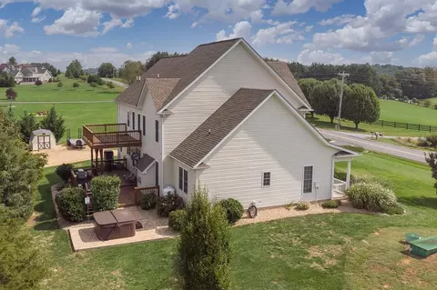 1733 Ridge Rd, Raphine, VA 24472 photo 3
