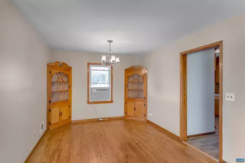 1542 Orange Rd, Pratts, VA 22731 photo 10