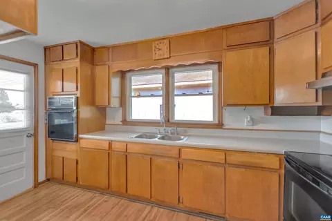 1542 Orange Rd, Pratts, VA 22731 photo 11