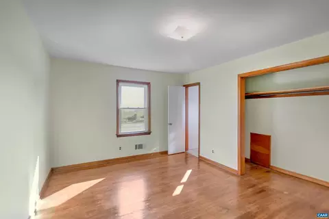 1542 Orange Rd, Pratts, VA 22731 photo 17