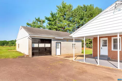 1542 Orange Rd, Pratts, VA 22731 photo 19