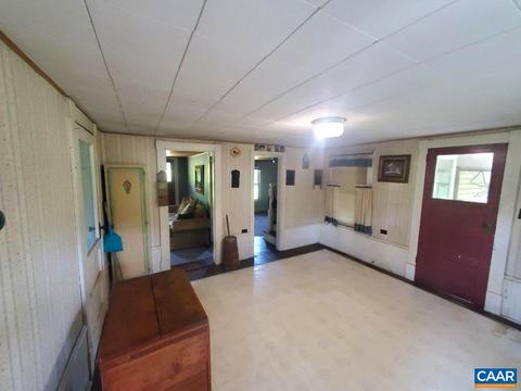 1252 Howell Dr, Thaxton, VA 24174 photo 16