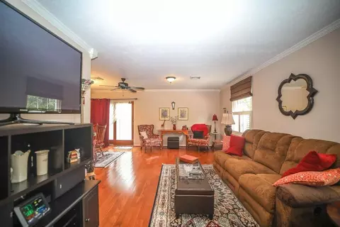 43 Forest Dr, Stuarts Draft, VA 24477 photo 22