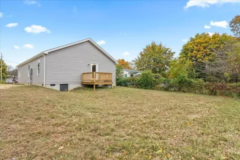 811 Eighth St, Shenandoah, VA 22849 photo 2