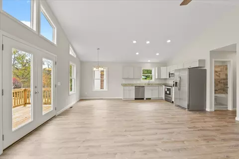 811 Eighth St, Shenandoah, VA 22849 photo 5