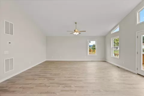 811 Eighth St, Shenandoah, VA 22849 photo 10
