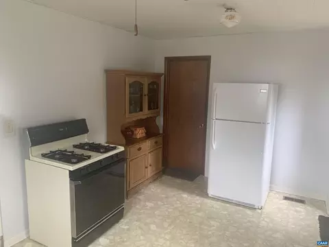 904 Rougemont Ave, Charlottesville, VA 22902 photo 11