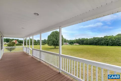 41 Stanley Ln, Troy, VA 22974 photo 3