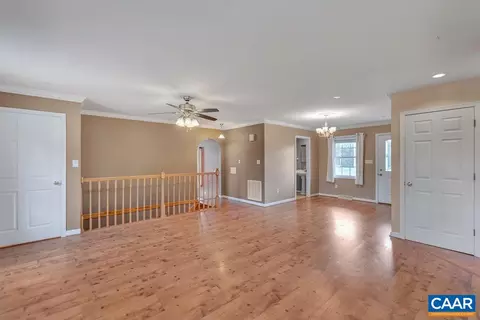 41 Stanley Ln, Troy, VA 22974 photo 10