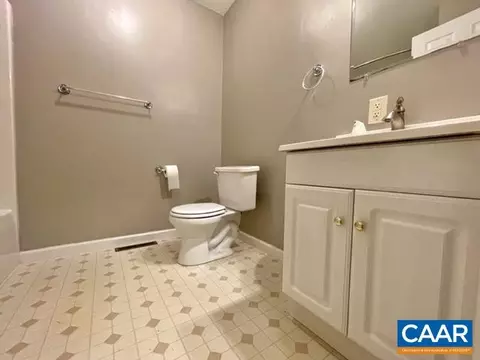 13 Riverside Dr, Palmyra, VA 22963 photo 10