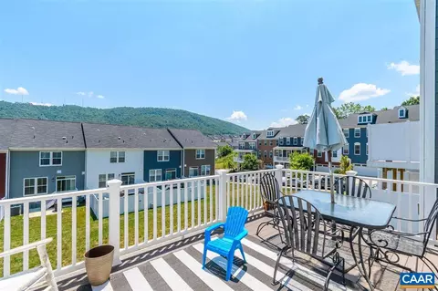 2310 Avinity Ct, Charlottesville, VA 22902 photo 4