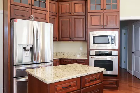 2425 Forest Dr, Waynesboro, VA 22980 photo 8