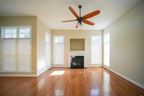 2425 Forest Dr, Waynesboro, VA 22980 photo 11