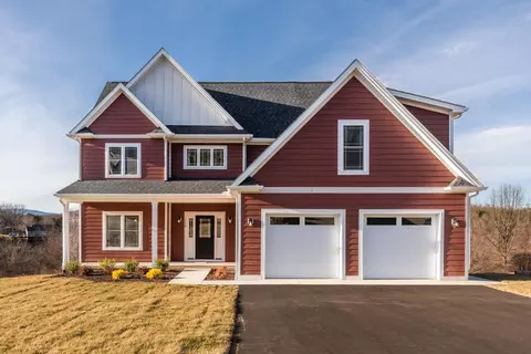 128 Fairfield Dr, Staunton, VA 24401