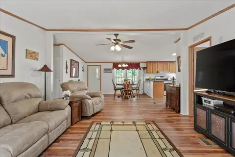 857 Wilda Rd, Stuarts Draft, VA 24477 photo 17