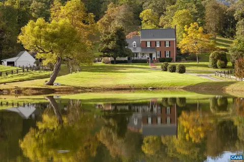 5057 Headquarters Ln, Crozet, VA 22932
