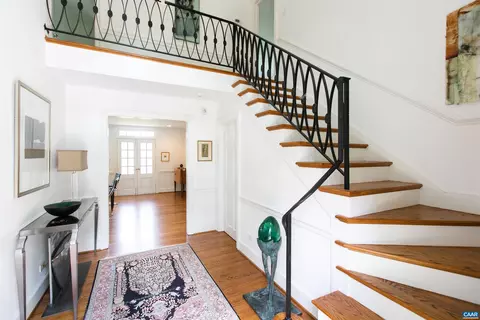 204 Devon Rd, Charlottesville, VA 22903 photo 3