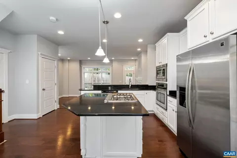 2032 Avinity Loop, Charlottesville, VA 22902 photo 4