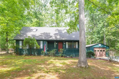 28 Maplevale Dr, Palmyra, VA 22963 photo 2