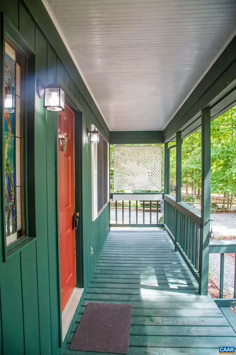 28 Maplevale Dr, Palmyra, VA 22963 photo 6