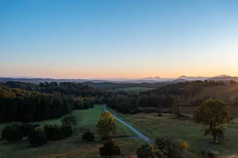 1261 Newport Rd, Raphine, VA 24472 photo 11