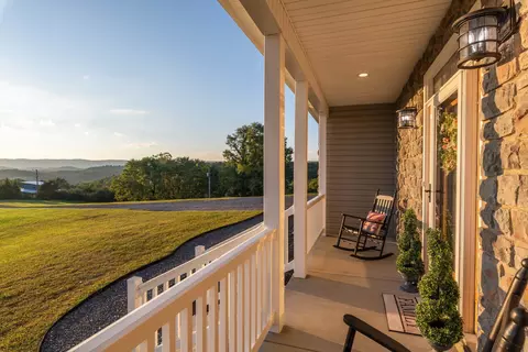1261 Newport Rd, Raphine, VA 24472 photo 13