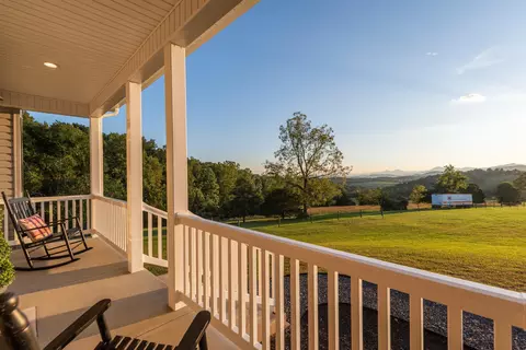 1261 Newport Rd, Raphine, VA 24472 photo 15