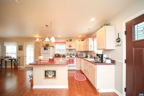 68 Mt Joy Ln, Raphine, VA 24472 photo 24