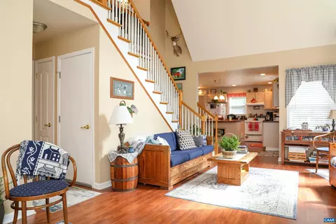 68 Mt Joy Ln, Raphine, VA 24472 photo 4