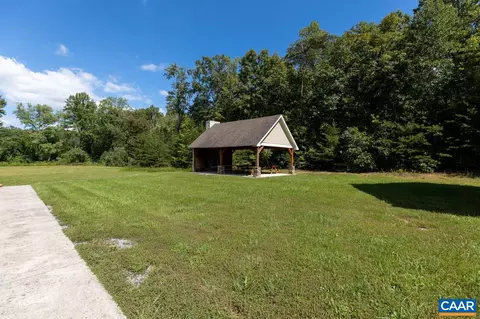 4 Jaspers Lane, Stuarts Draft, VA 24477 photo 13