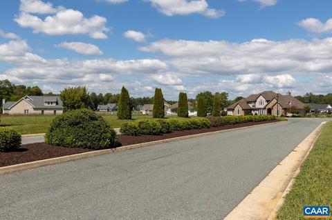 5 Jaspers Lane, Stuarts Draft, VA 24477 photo 8