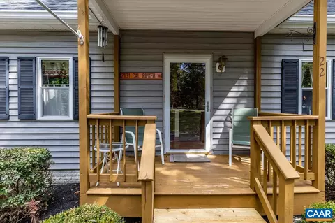 22 Evergreen Ln, Palmyra, VA 22963 photo 4