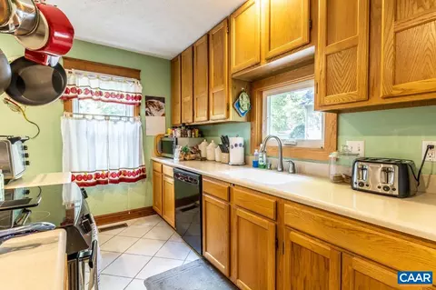 22 Evergreen Ln, Palmyra, VA 22963 photo 10