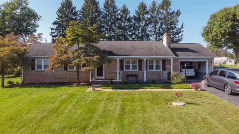 169 Kingsbury Dr, Waynesboro, VA 22980