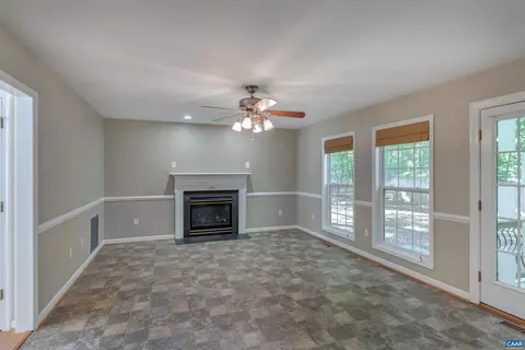 19 Riverside Dr, Palmyra, VA 22963 photo 6