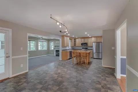19 Riverside Dr, Palmyra, VA 22963 photo 7