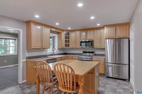 19 Riverside Dr, Palmyra, VA 22963 photo 12