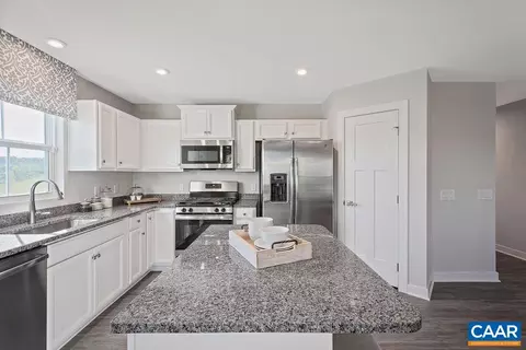 59 Archer Dr, Palmyra, VA 22963 photo 4