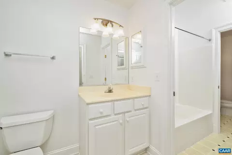 1217 Courtyard Dr, Charlottesville, VA 22903 photo 21