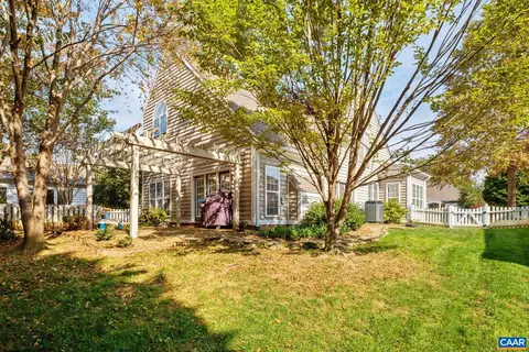 1217 Courtyard Dr, Charlottesville, VA 22903 photo 32