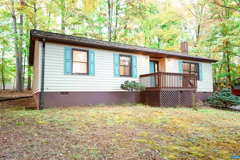 21 Rowell Rd, Palmyra, VA 22963 photo 4