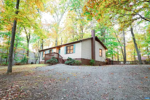 21 Rowell Rd, Palmyra, VA 22963 photo 6